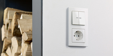 JUNG KNX Taster F 10 bei Elektrotechnik Endreß in Uffenheim