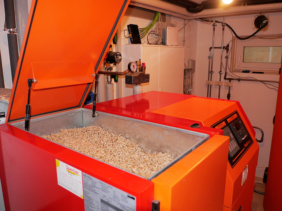 Palletheizung2 bei Elektrotechnik Endreß in Uffenheim